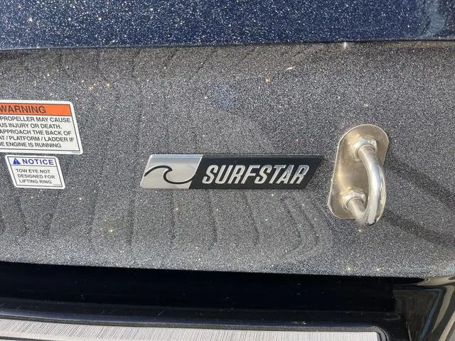 Slide: The Image of MasterCraft XT23 2022 - 17