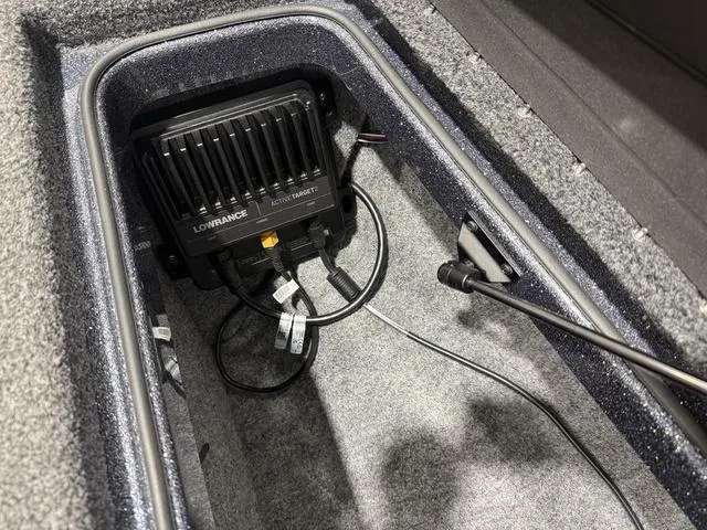 Slide: The Image of Lund 219 Pro-V GL Demo Loaded! 2024 - 25