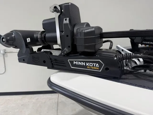 Slide: The Image of Lund 219 Pro-V GL Demo Loaded! 2024 - 29