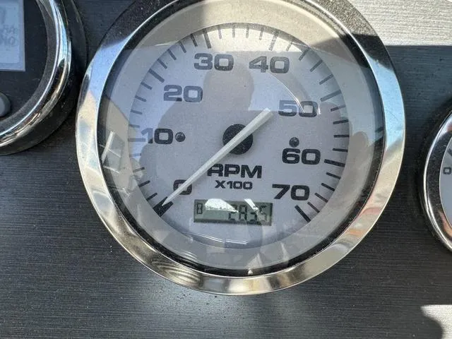 Slide: The Image of Sea Ray 195BR Sport 2008 - 12