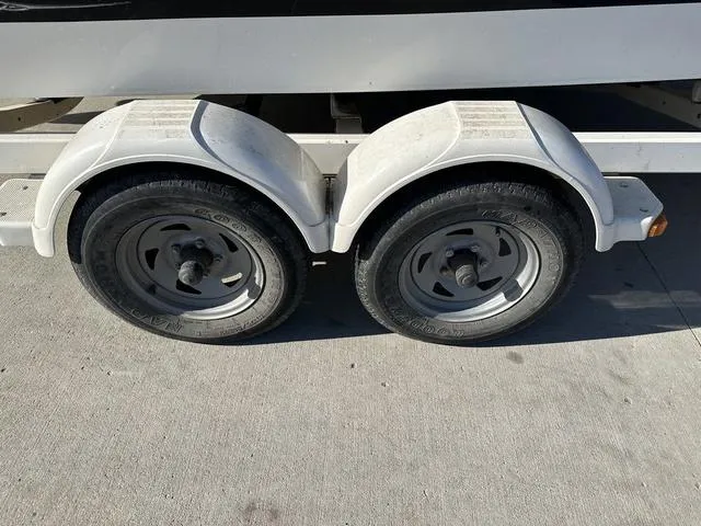 Slide: The Image of Sea Ray 195BR Sport 2008 - 15