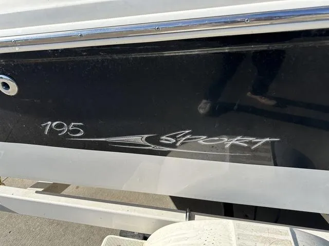 Slide: The Image of Sea Ray 195BR Sport 2008 - 16