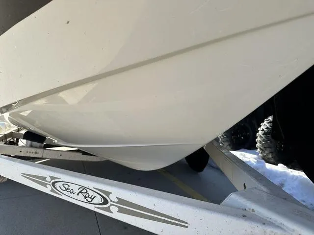 Slide: The Image of Sea Ray 195BR Sport 2008 - 17