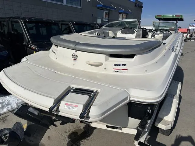 Slide: The Image of Sea Ray 195BR Sport 2008 - 18