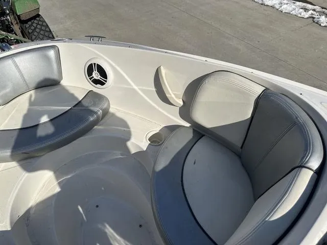 Slide: The Image of Sea Ray 195BR Sport 2008 - 20