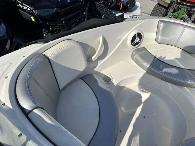 Slide: The Image of Sea Ray 195BR Sport 2008 - 21