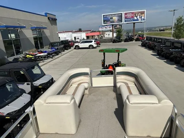 Slide: The Image of Bennington 2575 GLI 2007 - 17