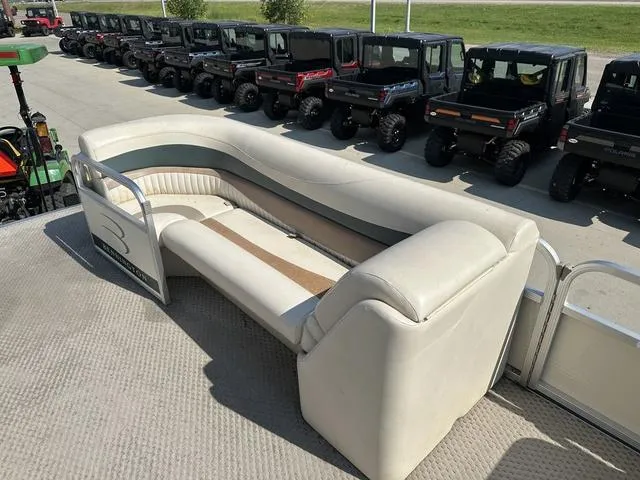 Slide: The Image of Bennington 2575 GLI 2007 - 19