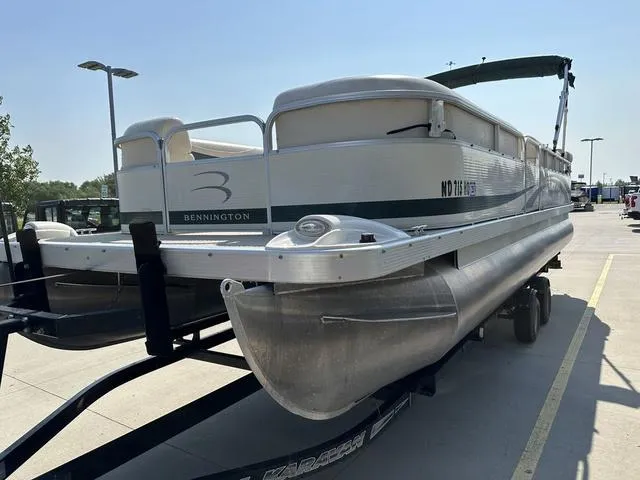 Slide: The Image of Bennington 2575 GLI 2007 - 9