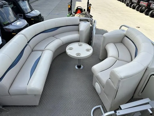 Slide: The Image of Ercoa 23 Flagship Deluxe 2005 - 13