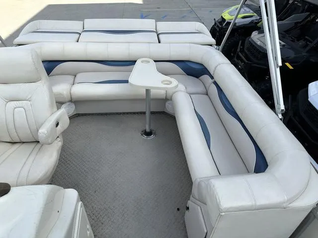 Slide: The Image of Ercoa 23 Flagship Deluxe 2005 - 18