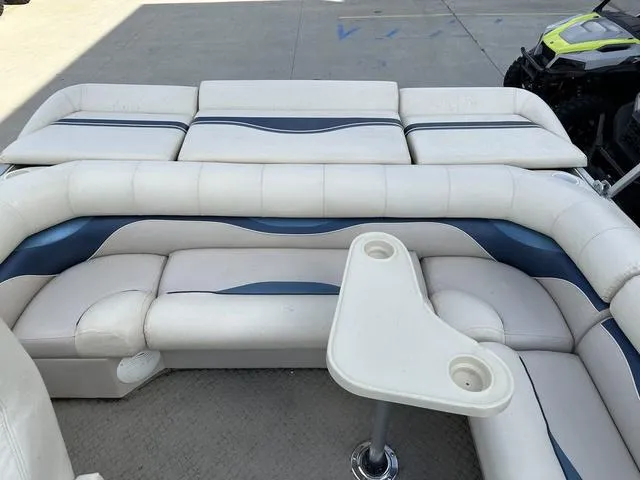 Slide: The Image of Ercoa 23 Flagship Deluxe 2005 - 19