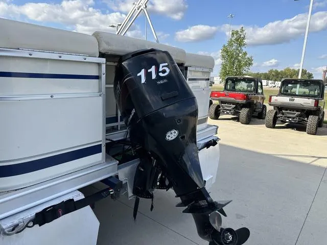 Slide: The Image of Ercoa 23 Flagship Deluxe 2005 - 5