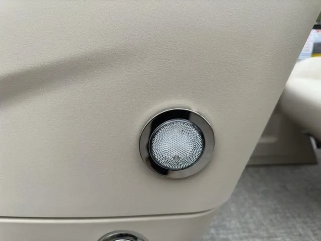 Slide: The Image of Speaker detail on 2024 Bennington 22 SSR Tri-Toon Pontoon interior. - 28