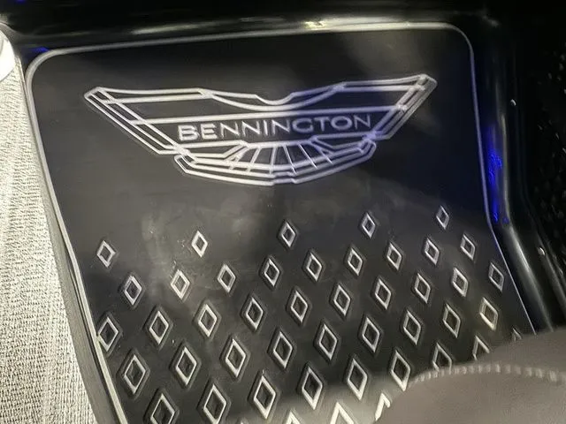 Slide: The Image of Bennington 24MSBSE Tritoon Pontoon 2025 - 17