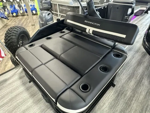 Slide: The Image of Bennington 24MSBSE Tritoon Pontoon 2025 - 26