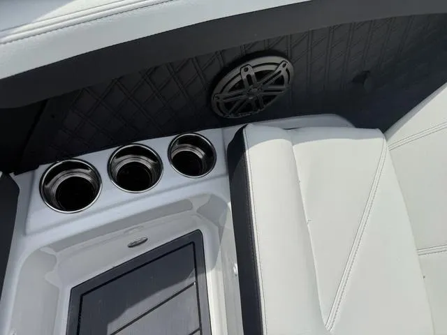 Slide: The Image of Cobalt R6 2025 - 17