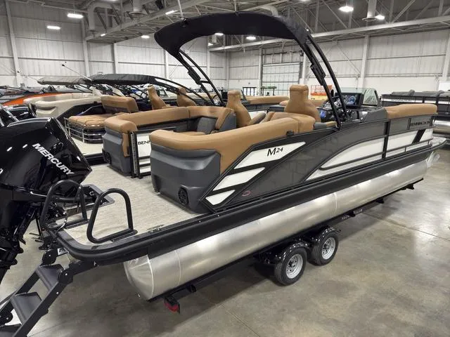 Slide: The Image of Bennington 24M Fastback Tri-Toon Pontoon 2025 - 2