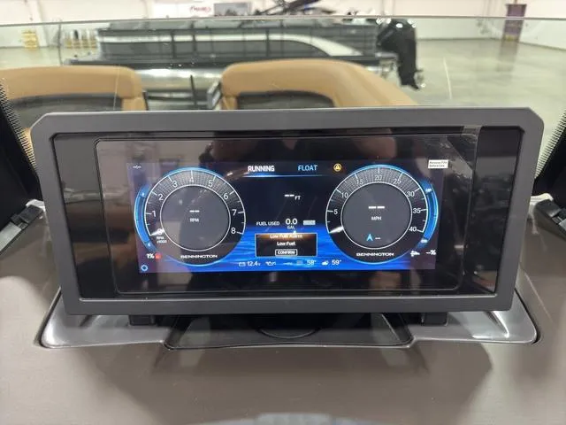 Slide: The Image of Bennington 24M Fastback Tri-Toon Pontoon 2025 - 22