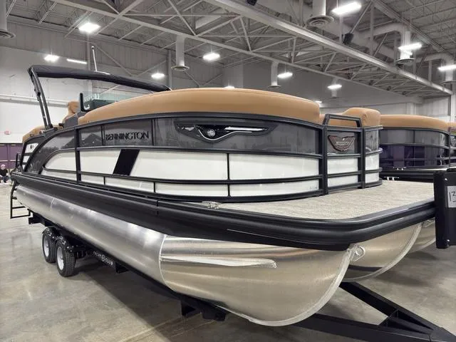 Slide: The Image of Bennington 24M Fastback Tri-Toon Pontoon 2025 - 3