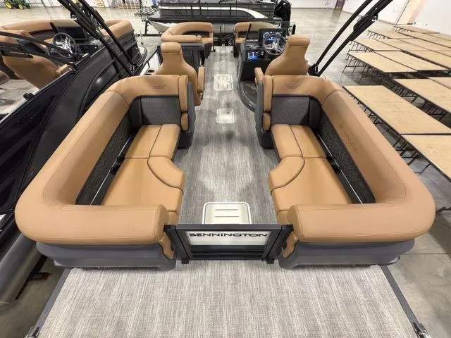 Slide: The Image of Bennington 24M Fastback Tri-Toon Pontoon 2025 - 51
