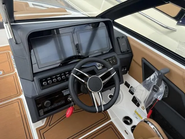 Slide: The Image of Cobalt R6 Surf 2025 - 22