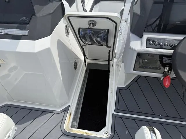 Slide: The Image of Cobalt R6 2025 - 25