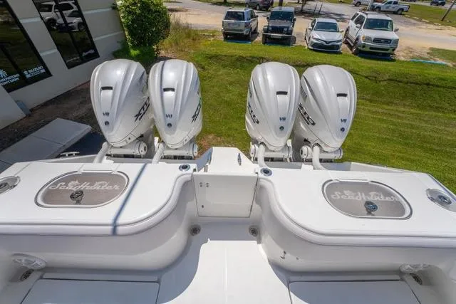 Slide: The Image of Sea Hunter 41 CTS 2025 - 14