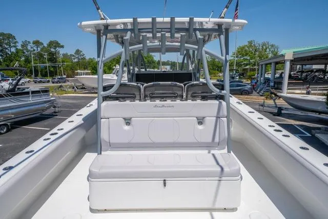 Slide: The Image of Sea Hunter 41 CTS 2025 - 18