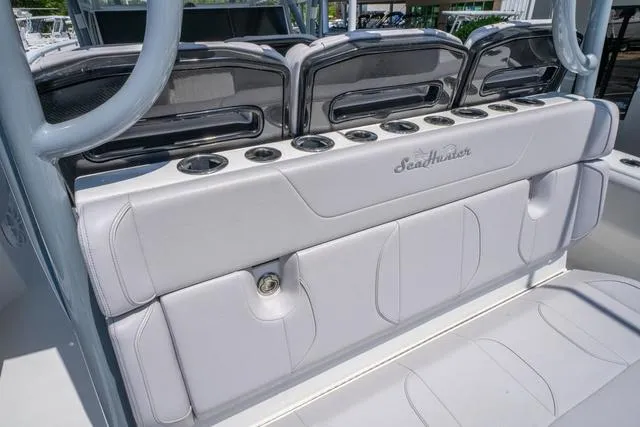 Slide: The Image of Sea Hunter 41 CTS 2025 - 19