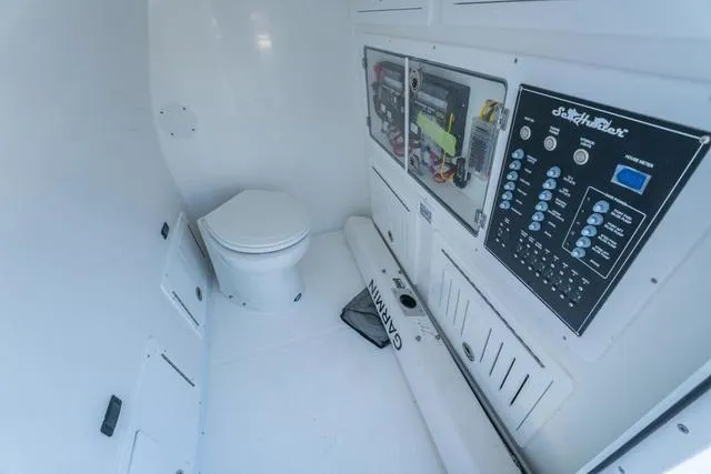 Slide: The Image of Sea Hunter 41 CTS 2025 - 44