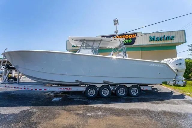 Slide: The Image of Sea Hunter 41 CTS 2025 - 6