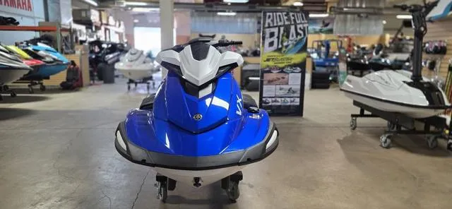 Slide: The Image of 2024 Yamaha Waverunner VX Cruiser HO with Audio in showroom, front view. - 9