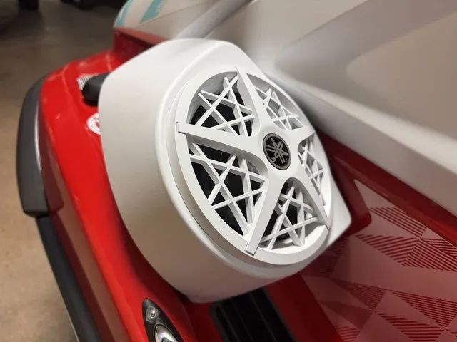 Slide: The Image of Yamaha VX Limited 2025 - 4