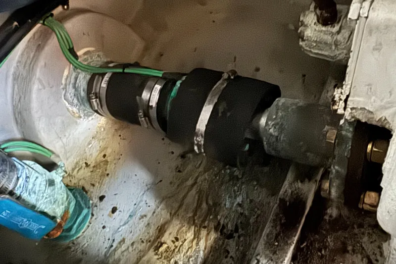 Slide: The Image of Mediterranean 38 Convertible 2003 - 117