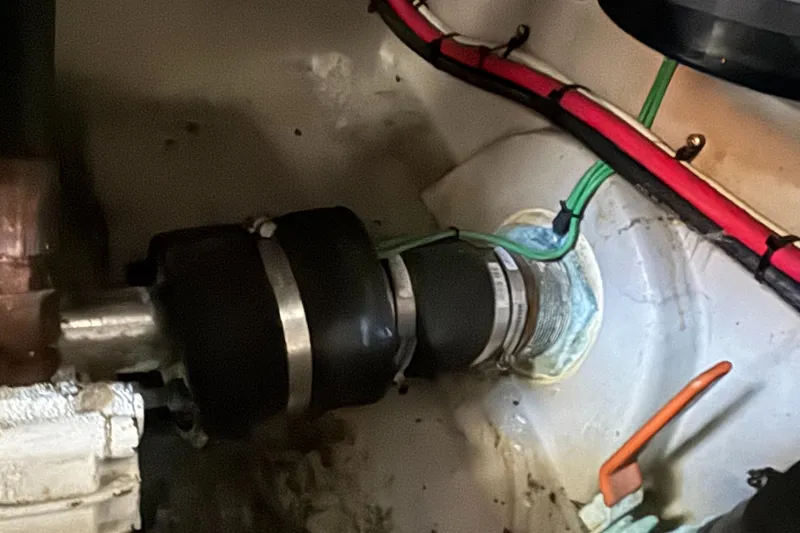 Slide: The Image of Mediterranean 38 Convertible 2003 - 120