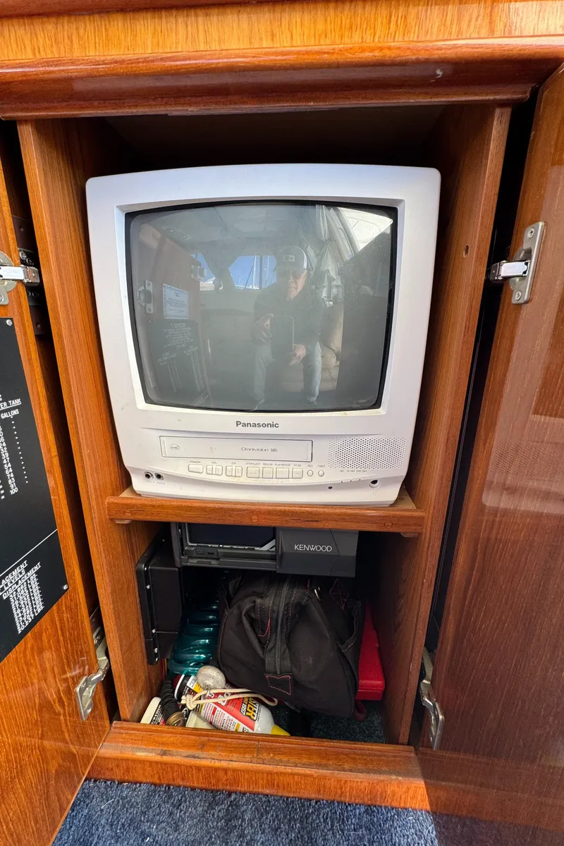 Slide: The Image of Mediterranean 38 Convertible 2003 - 60