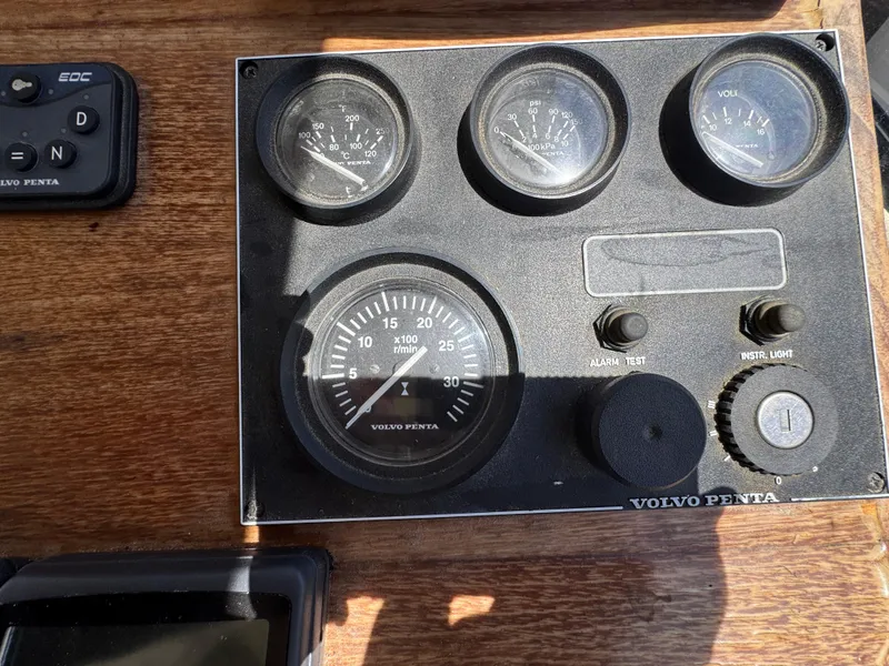 Slide: The Image of Mediterranean 38 Convertible 2003 - 73