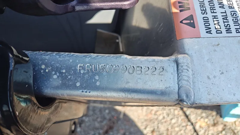 Slide: The Image of Serial number "FRU50990B222" on a 2022 South Bay 200 Series S222RS 2.75 boat. - 7