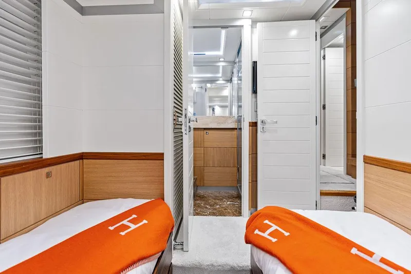 Slide: The Image of Astondoa 72 GLX 2013 - 64