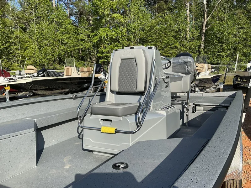 Slide: The Image of Xpress Hyper-Lift Series H22B 2025 - 7