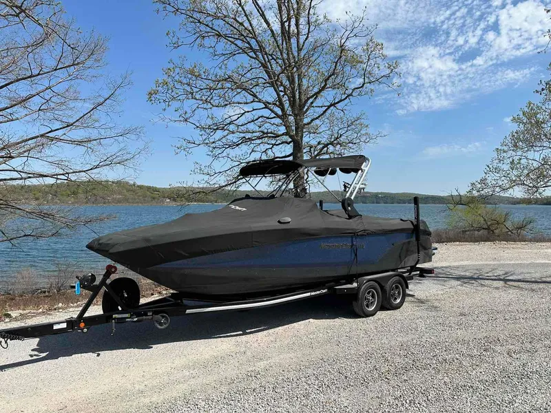 Slide: The Image of MasterCraft NXT24 2021 - 19