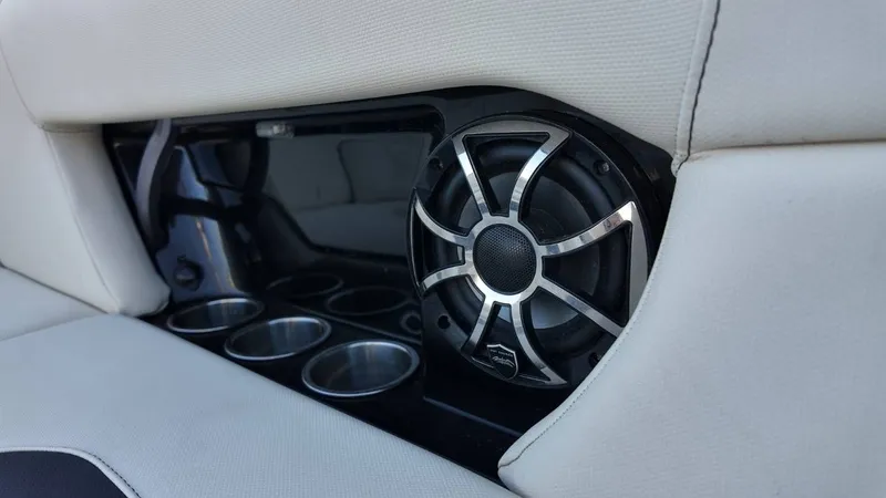 Slide: The Image of MasterCraft NXT24 2021 - 39