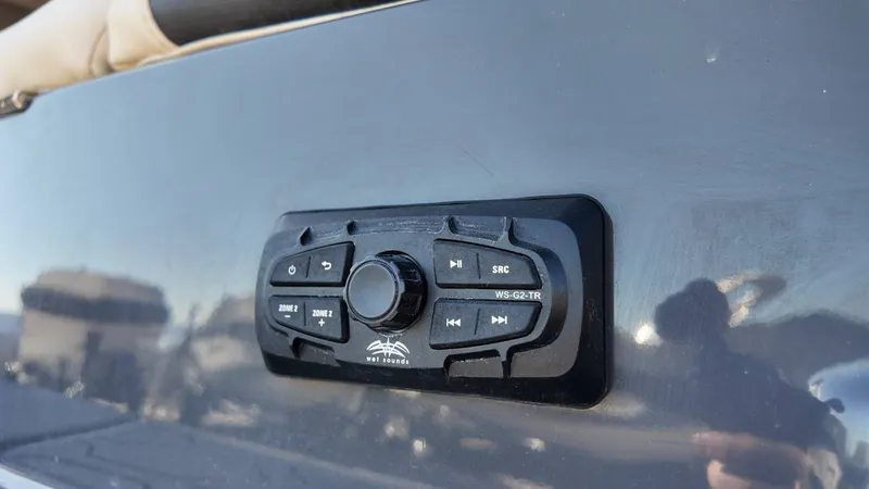 Slide: The Image of MasterCraft NXT24 2021 - 49