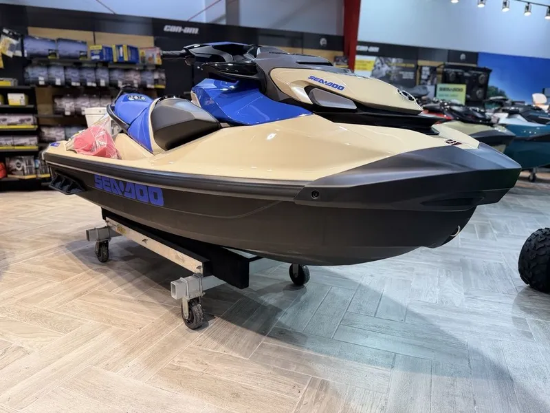 The Image of Sea-Doo Wake 170 2025 - 0