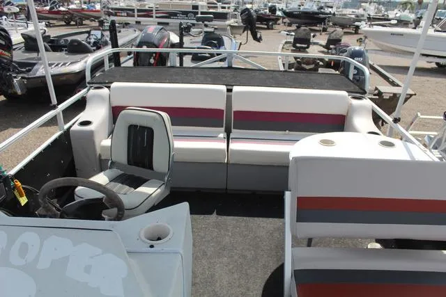 Slide: The Image of Weeres Pontoons DELUXE 20-21 FISHERMAN SERIES 1995 - 9