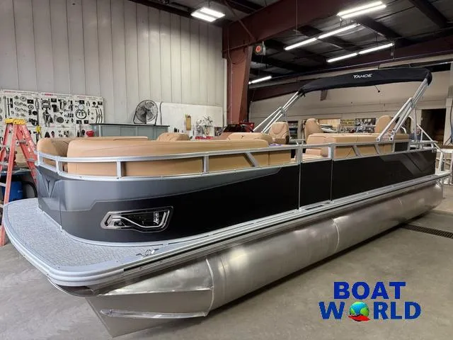 Slide: The Image of 2025 Tahoe Sport 2385 Rear Fish Tritoon with Honda 4-Stroke EFI in showroom. - 35