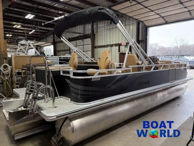 Slide: The Image of 2025 Tahoe Sport 2385 Rear Fish Tritoon with Honda 4-Stroke EFI in a showroom. - 44