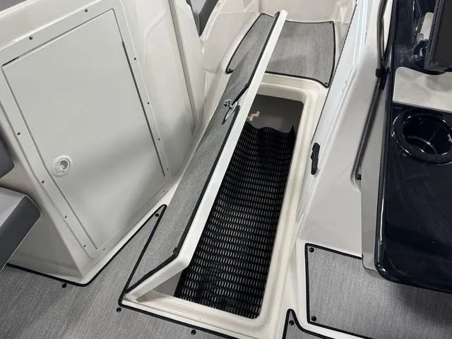 Slide: The Image of Yamaha AR220 2025 - 13