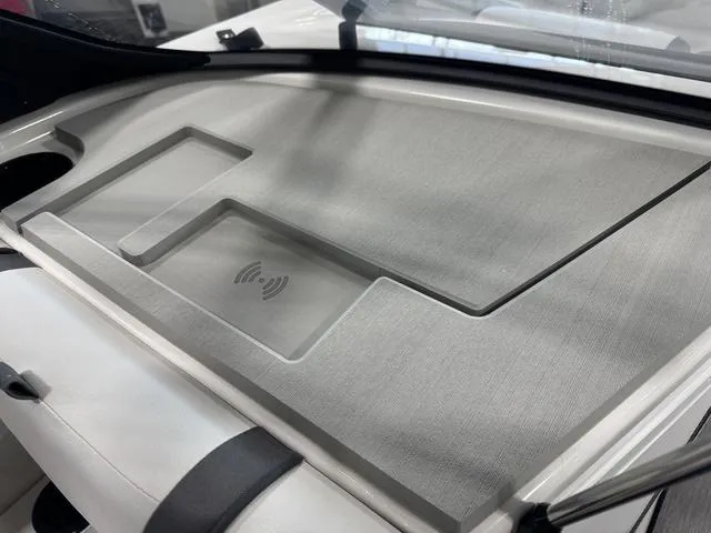 Slide: The Image of Yamaha AR220 2025 - 17